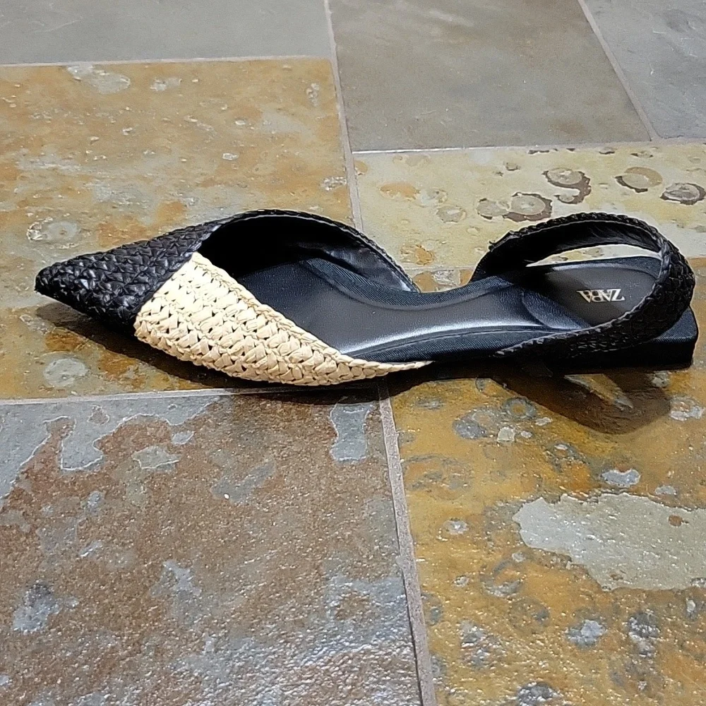 Zara Raffia Slingback Colorblock Flats in Black & Cream - EU Size 37 or US 6.5/7 - Picture 5 of 11